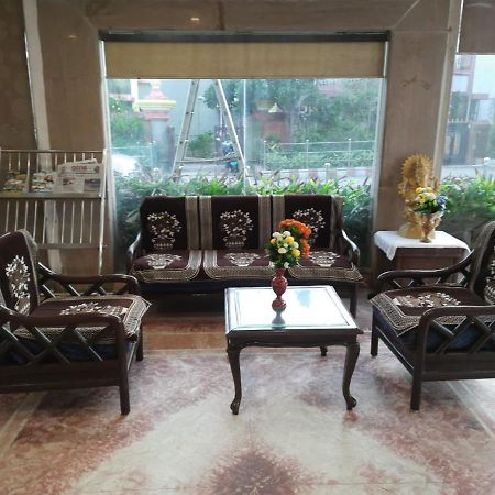 Hotel Surya Beach Inn Puri Exterior foto