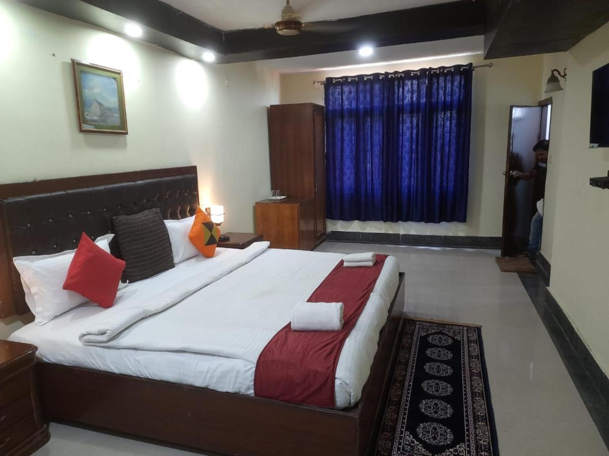 Hotel Surya Beach Inn Puri Exterior foto