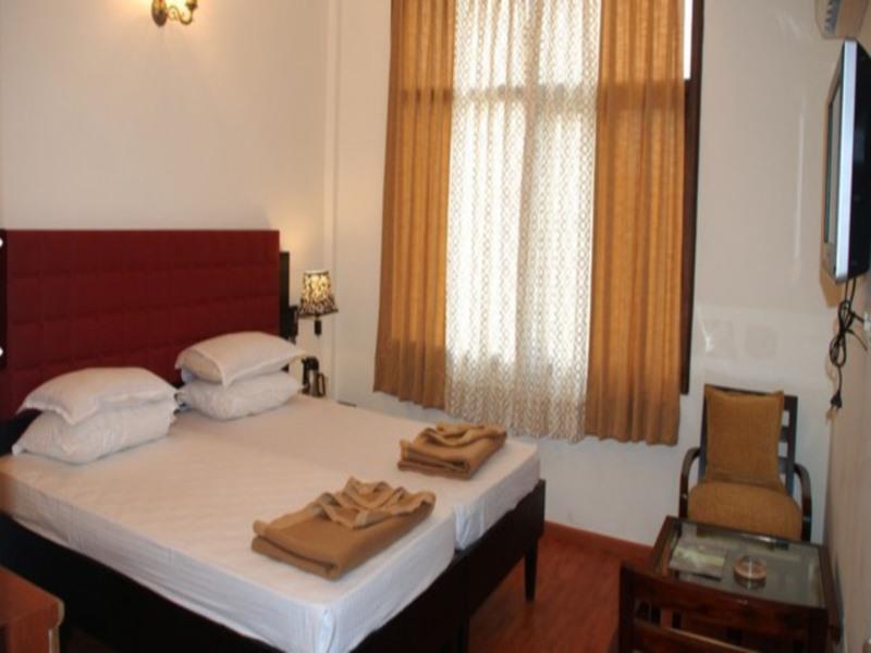Hotel Surya Beach Inn Puri Exterior foto